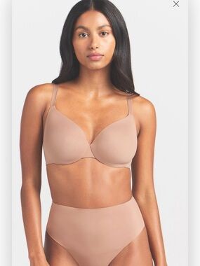 NWT  FULL COVERAGE BRA Smoothing Intimates 38DDDD SIENNA COLOR